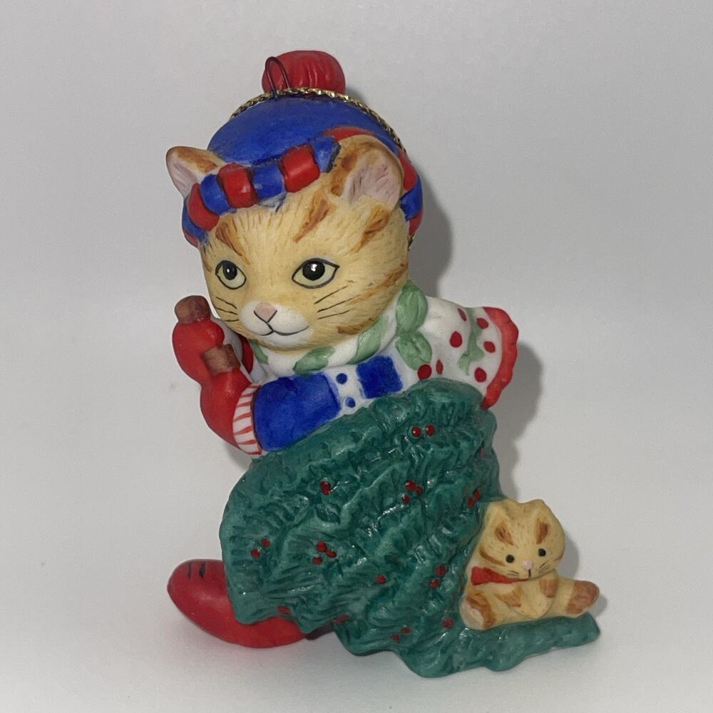 Vtg 1995 BC Bronson Ceramic Kitten pulling Christmas tree Holiday Ornament 3”